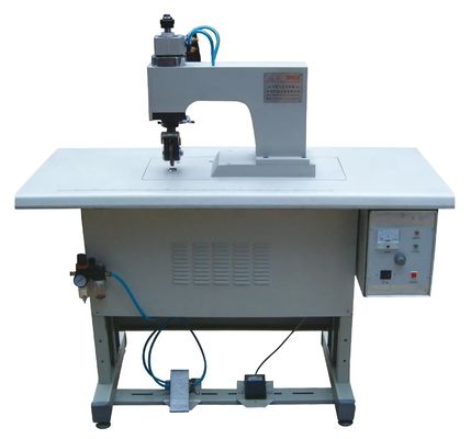 máquina de gravação ultrassônica do curso de 0-3mm com velocidade 100-200pcs/Min